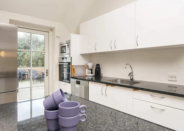 Luxury Pool House Near Sea - By Traum