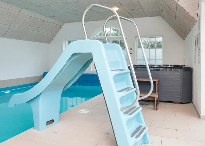 Luxury Pool House Near Sea - By Traum Σπίτι διακοπών *